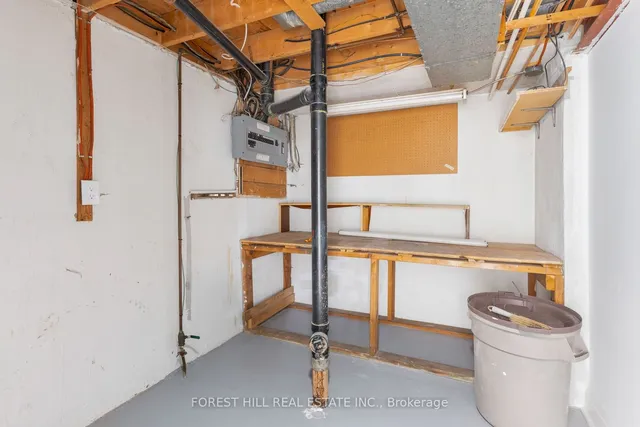 Additional image 35 of 8 Balmoral Dr
