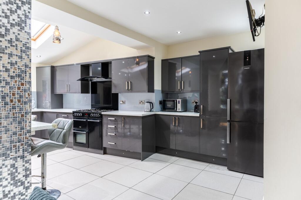 Additional image 9 of Birch Lane, Bradford, BD5