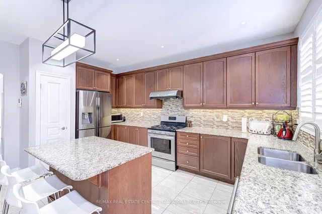 Additional image 15 of 22 Nightland Crt