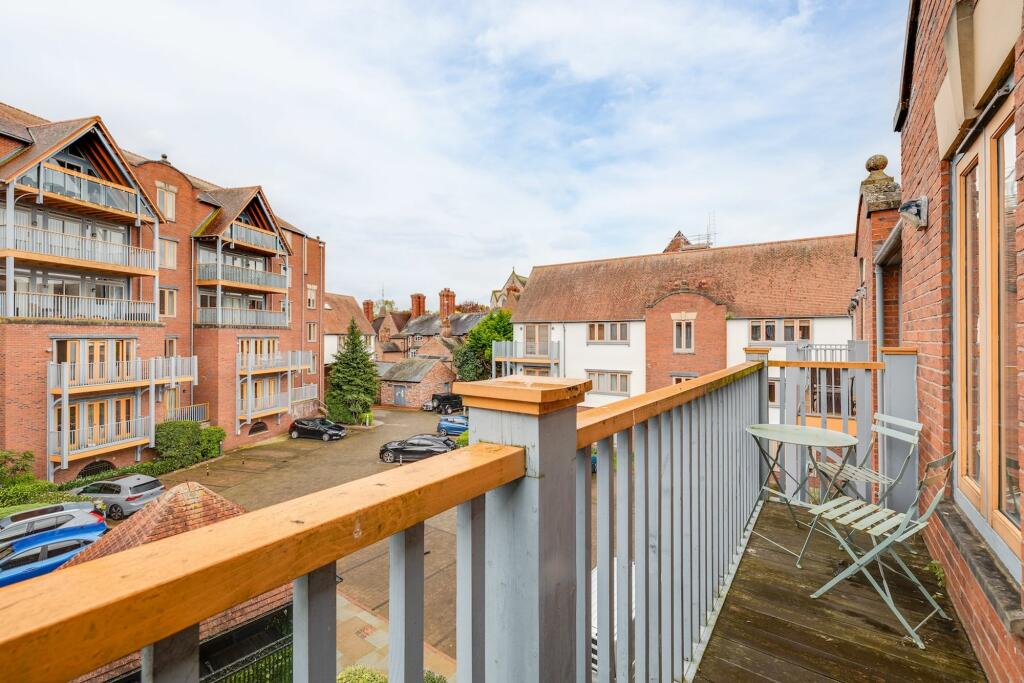 Additional image 2 of Foregate Street, Chester, CH1