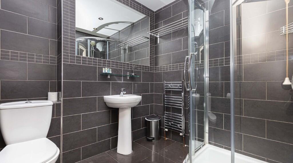 Additional image 14 of The Ox, Commercial Road, Poole, Dorset, BH14