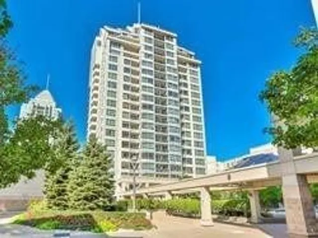 2 Rean Dr Unit 704