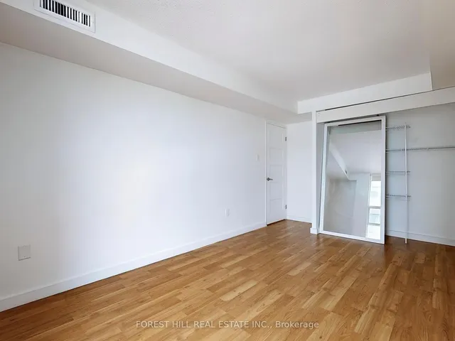 Additional image 29 of 725 King St Unit 901