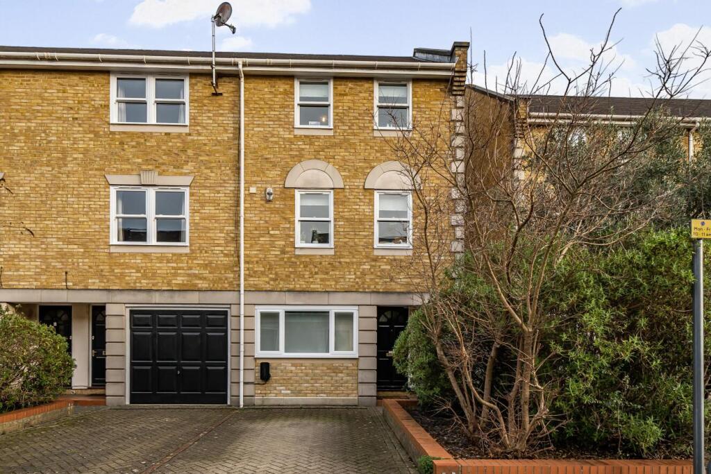 Additional image 16 of Vicarage Drive, Beckenham