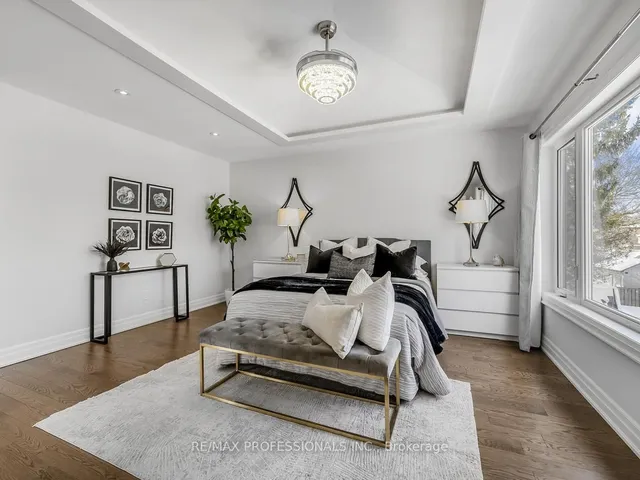 Additional image 18 of 35 Tenth St