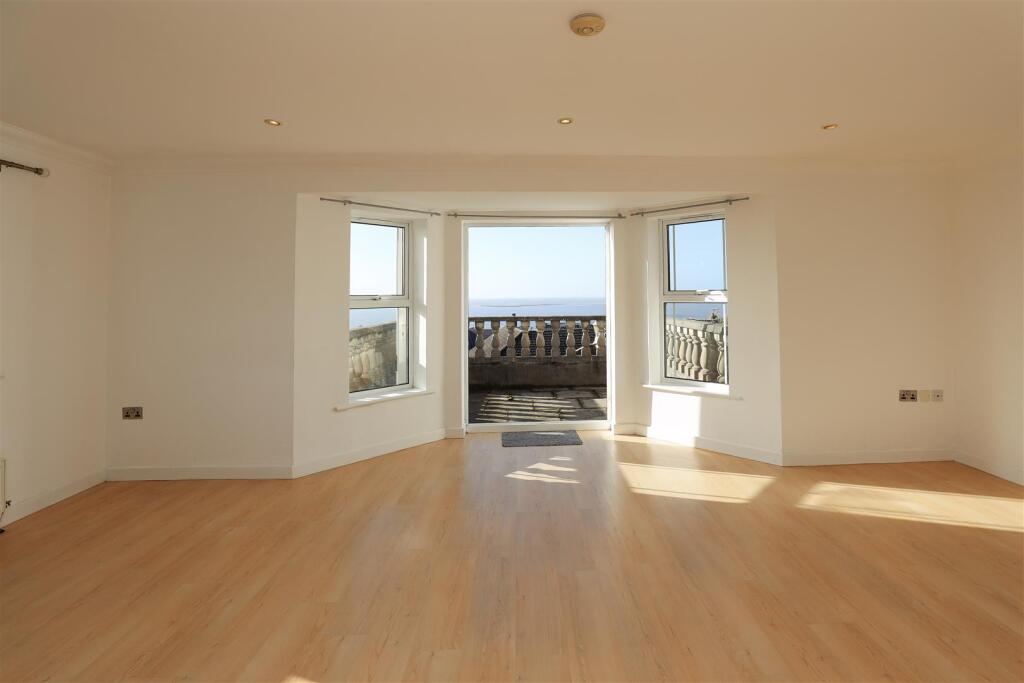 Additional image 7 of 10, Y Graig, Ogmore By Sea, Vale Of Glamorgan, CF32 0QN