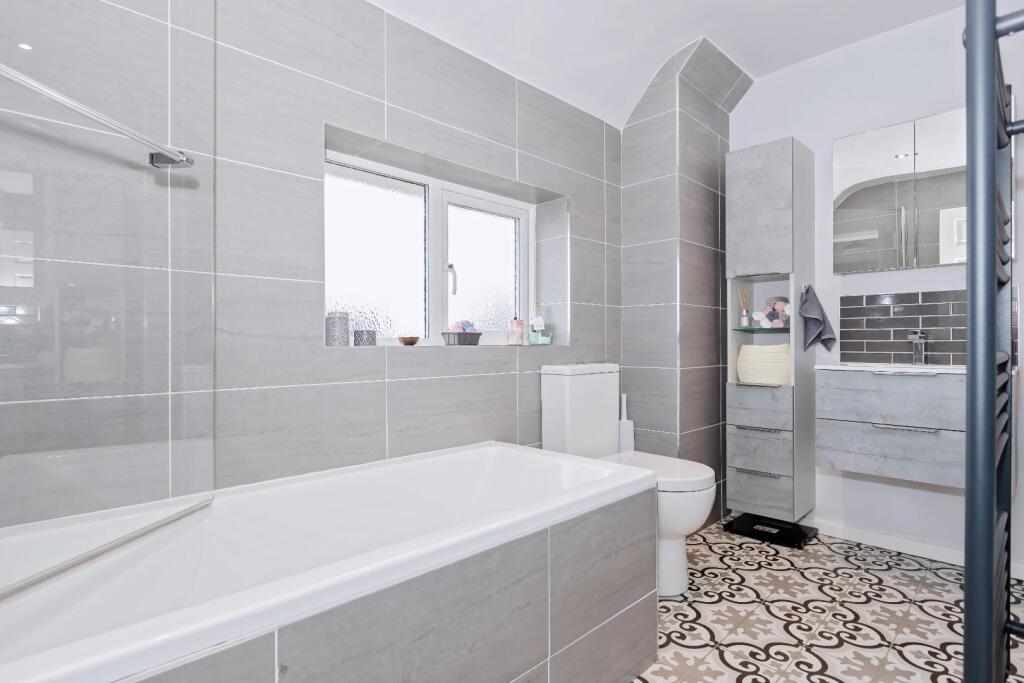 Additional image 32 of Ormonde Way, Shoreham-By-Sea