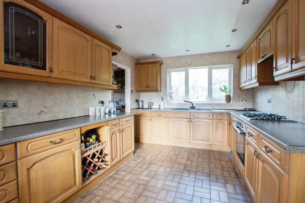 Additional image 19 of Juniper Close, Ferndown