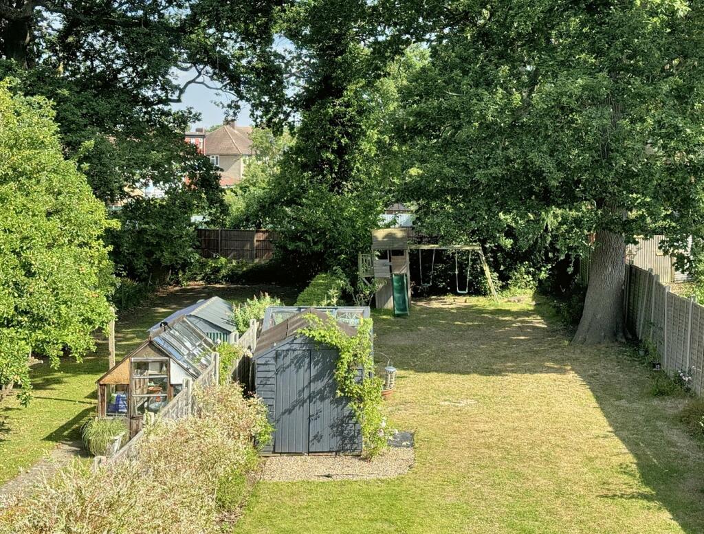 Additional image 13 of Laburnum Way, Bromley, BR2