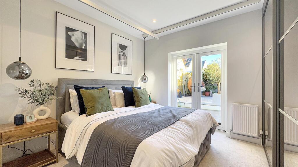 Additional image 4 of Sherwood Avenue, Whitecliff