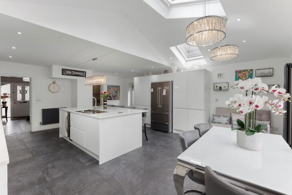 Additional image 40 of Beechwood Park Road, Solihull