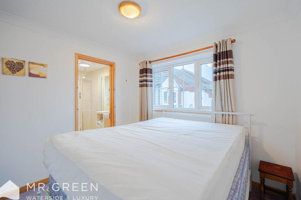 Additional image 9 of Kittiwake Close, Southbourne, Bournemouth, Dorset, BH6 5BA