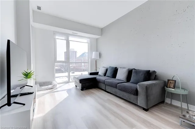 Additional image 10 of 2007 James St Unit 407