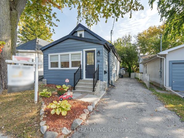 26 McNay St, London, ON N5Y 1K6