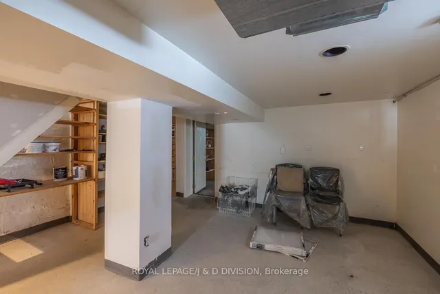 Additional image 33 of 187 Crawford St