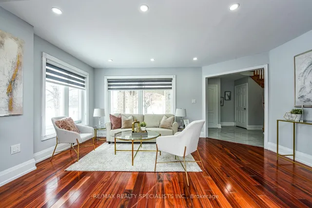 Additional image 7 of 92 Softneedle Ave