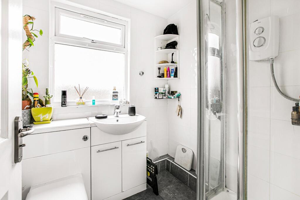 Additional image 11 of Woollam Crescent, St Albans, AL3