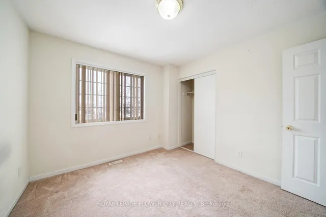 Additional image 26 of 1 Bayridge Dr