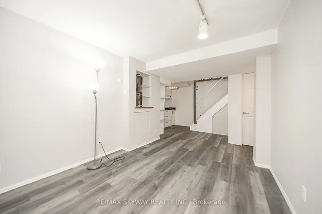 Additional image 30 of 50 Festoon Pl