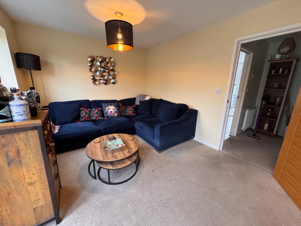 Additional image 10 of Hillview Close, Kingswood