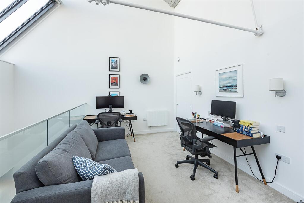 Additional image 18 of Sutton Road, St. Albans