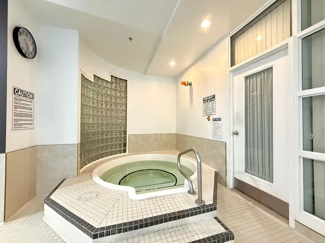 Additional image 37 of 25 Trailwood Dr Unit 705