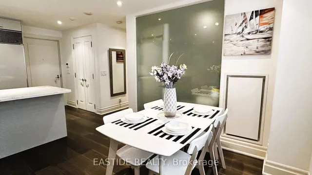 Additional image 13 of 68 Yorkville Ave Unit 303