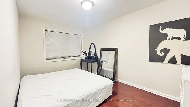 Additional image 21 of 19 Deering Cres