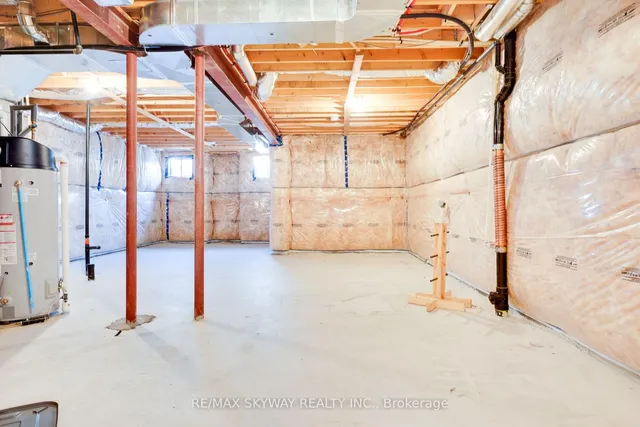 Additional image 31 of 516 Beckview Cres