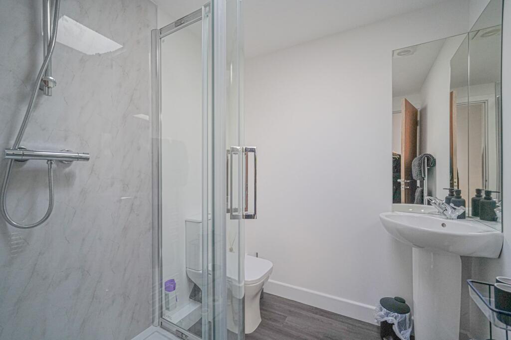 Additional image 15 of Valley Road, Earlswood, B94