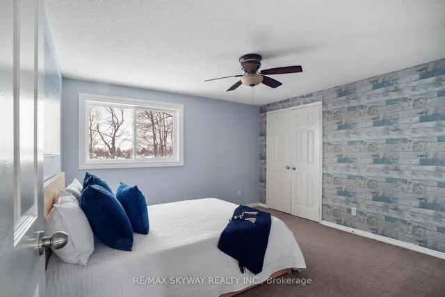 Additional image 20 of 70 Barr Cres