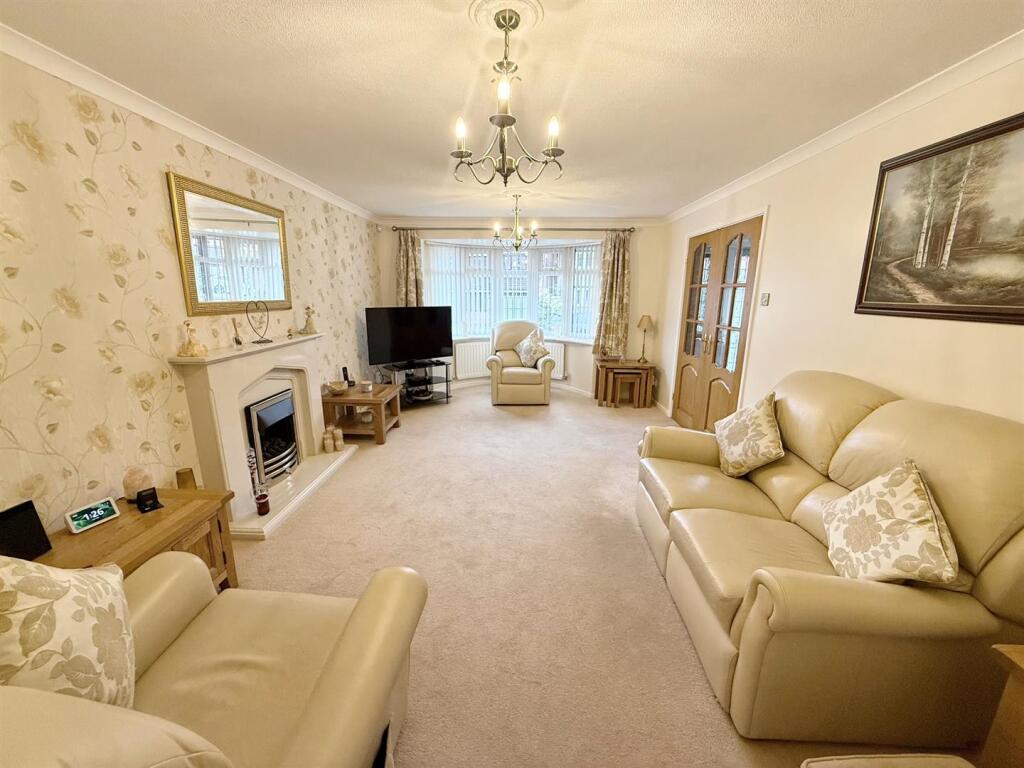 Additional image 5 of Chestnut Close, Streetly, Sutton Coldfield