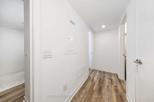 Additional image 8 of 40 Ed Clark Gardens Blvd Unit 6