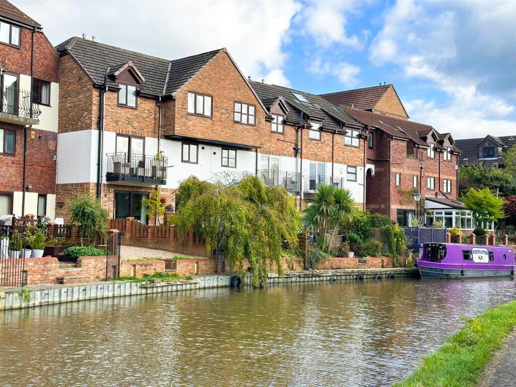Additional image 32 of Wharfe Court, Silsden