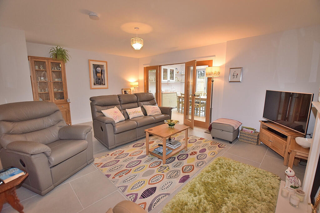 Additional image 5 of Tunstall