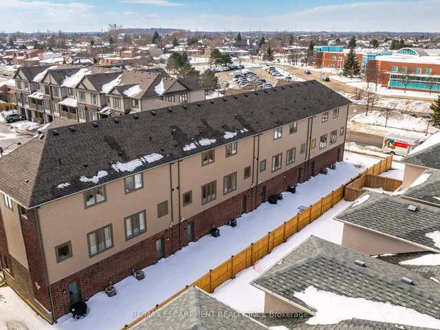 Additional image 34 of 19 Picardy Dr Unit 6