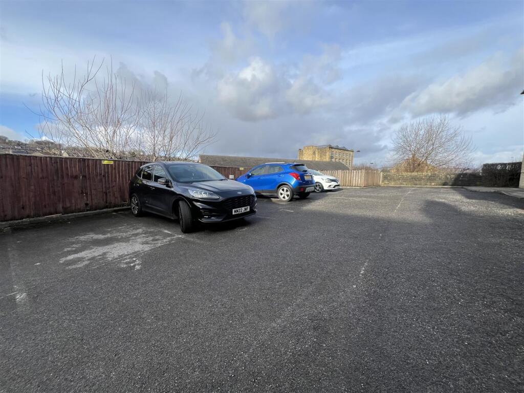 Additional image 11 of Halifax Road, Keighley