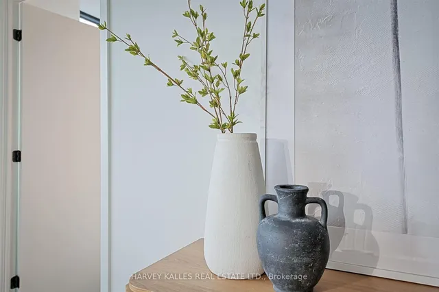 Additional image 14 of 55 Charles St Unit 4304