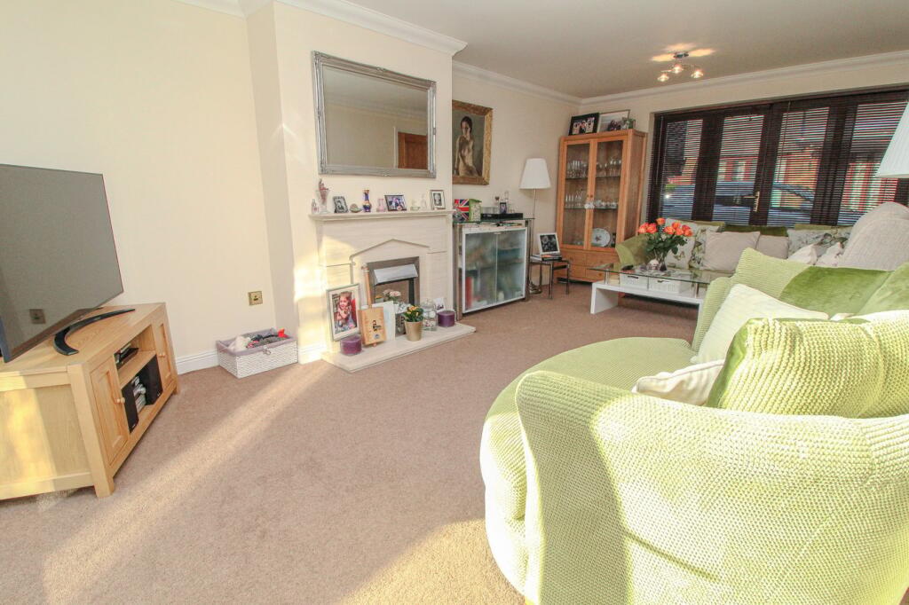 Additional image 8 of Lake Farm Close, Longham, Ferndown, BH22