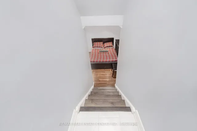 Additional image 8 of 35 Briar Path