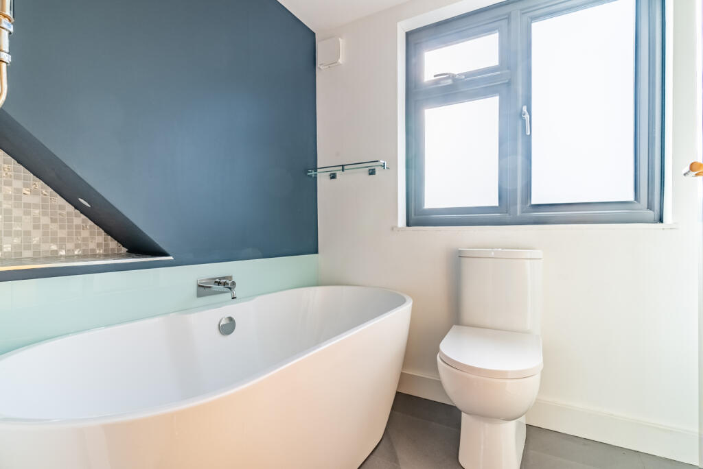 Additional image 11 of Driftwood Avenue, St. Albans, Hertfordshire, AL2