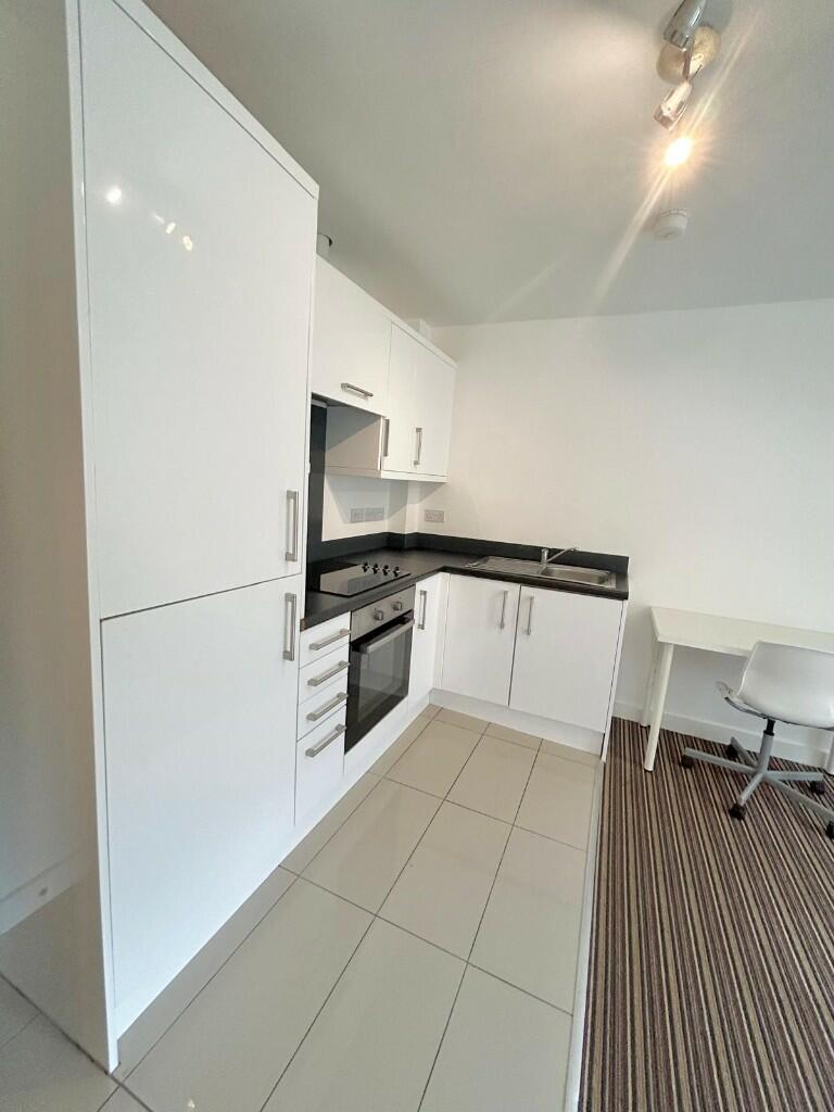 Additional image 11 of Richmond Road, Cardiff(City), CF24