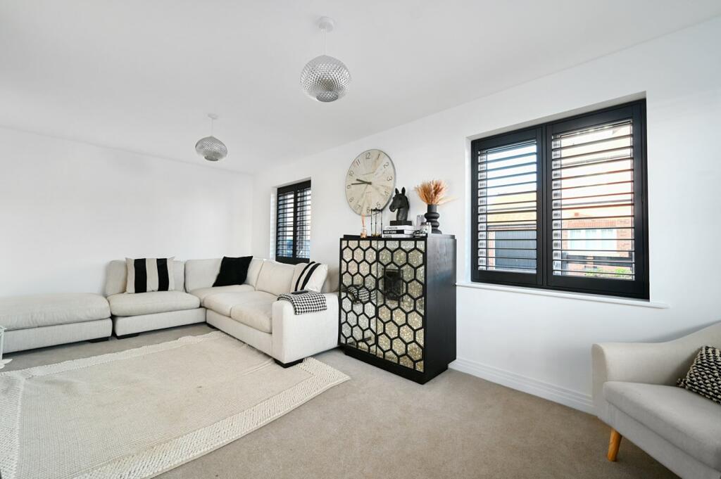 Additional image 8 of Kestrel Road, Lancing, West Sussex, BN15