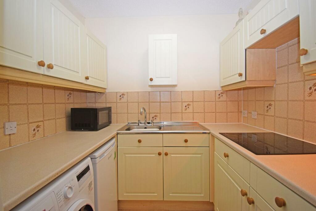 Additional image 5 of 29 St James Court, 30 The Strand, Bromsgrove, Worcestershire, B61 8AB