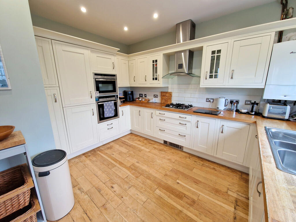 Additional image 9 of WEST DRIVE, PORTHCAWL, CF36 3HS