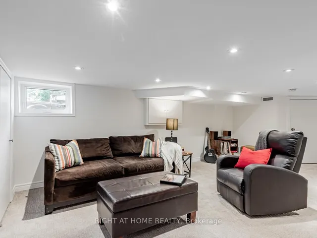 Additional image 23 of 98 Douglas Ave