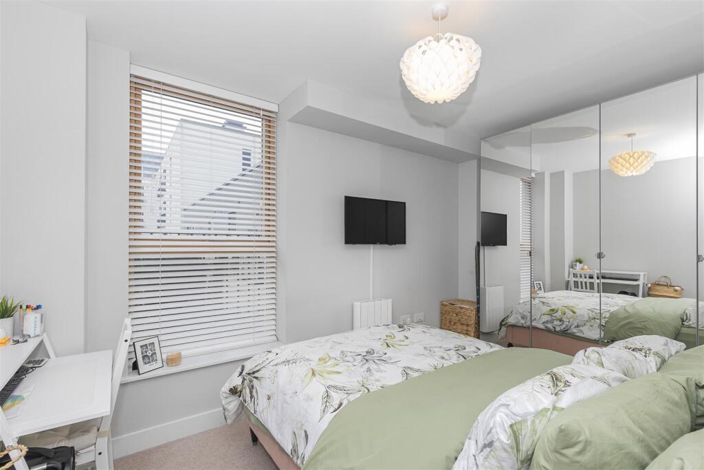 Additional image 5 of Riverside View, Keynsham, Bristol