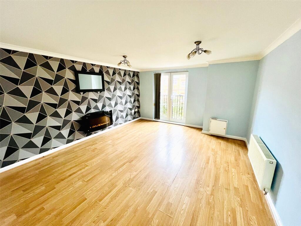 Additional image 2 of Canal Court, BIRMINGHAM, West Midlands, B27