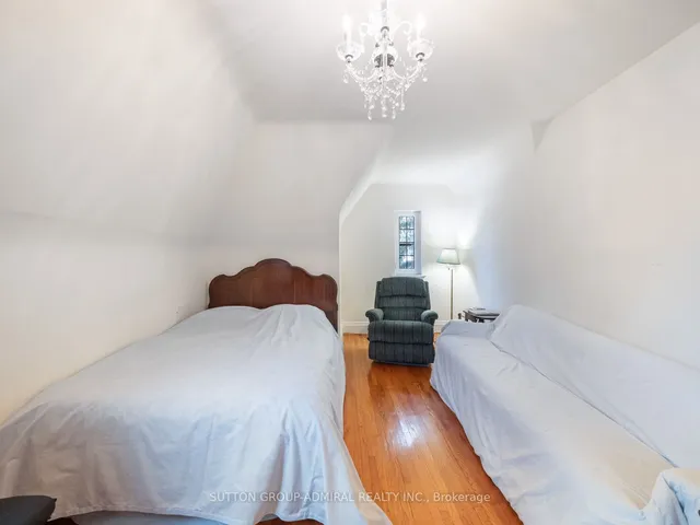 Additional image 27 of 29 Strathgowan Cres