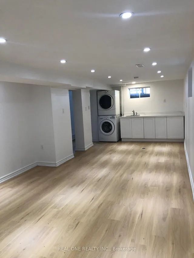 Additional image 16 of 134 Avondale Ave